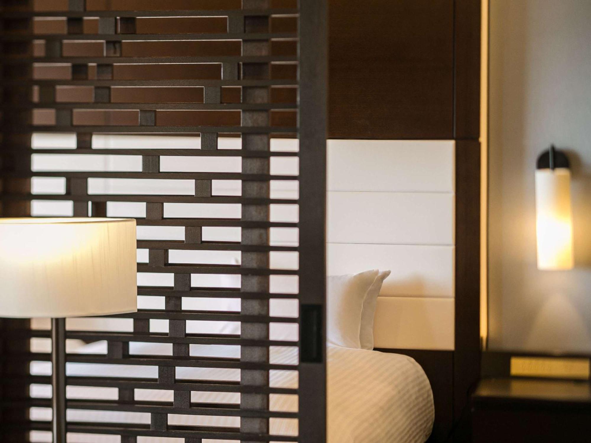 Grand Mercure Okinawa Cape Zanpa Resort Йомитан Экстерьер фото