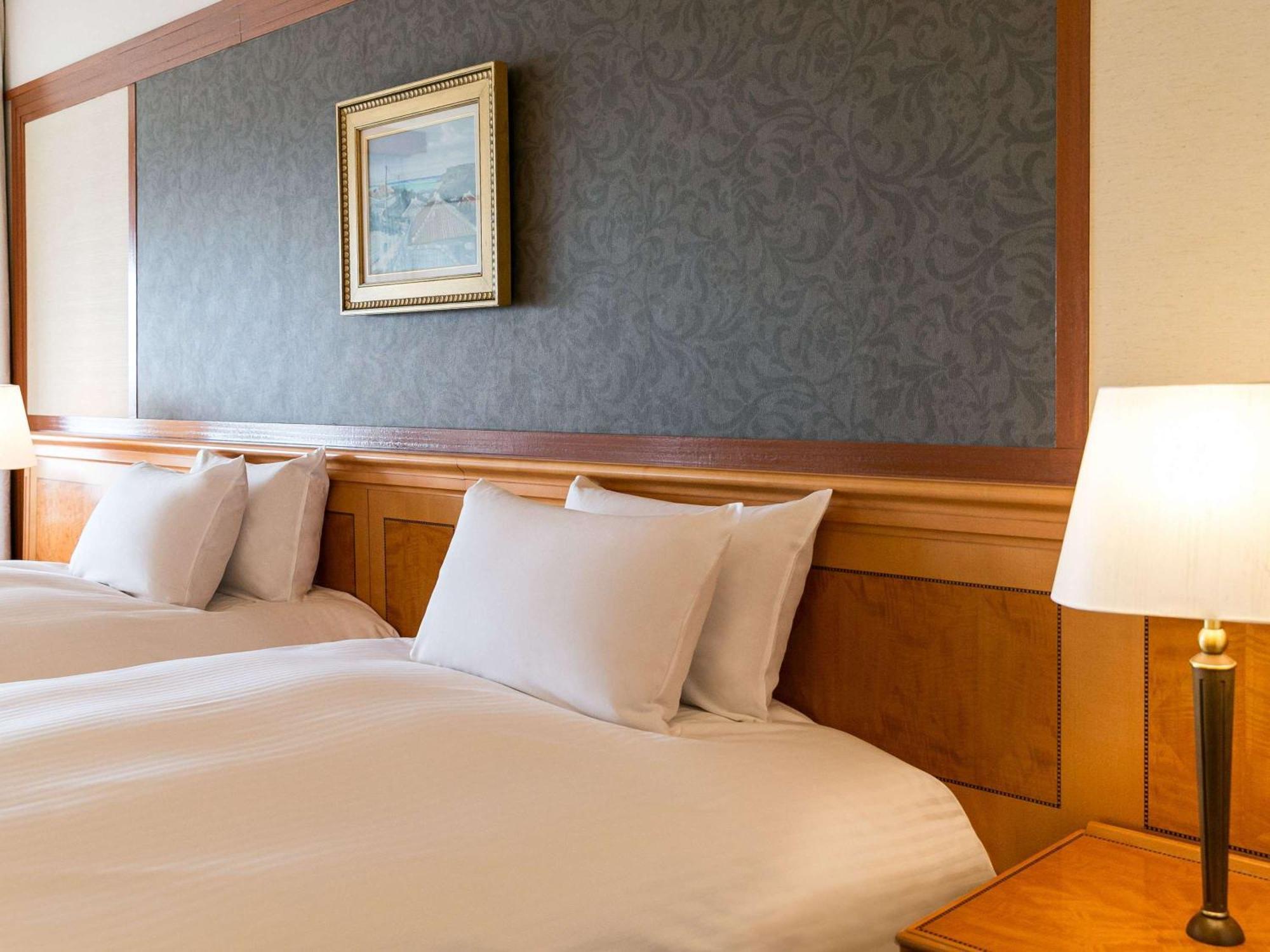 Grand Mercure Okinawa Cape Zanpa Resort Йомитан Экстерьер фото